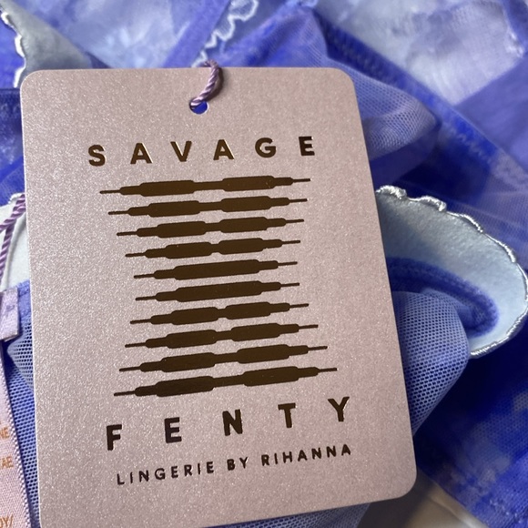 New Savage X Fenty curvy printed lace Brazilian rain tie dye panties size 1X - Picture 4 of 5